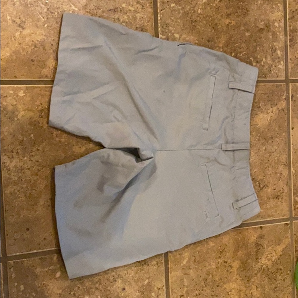 Gray under armour golf shorts
